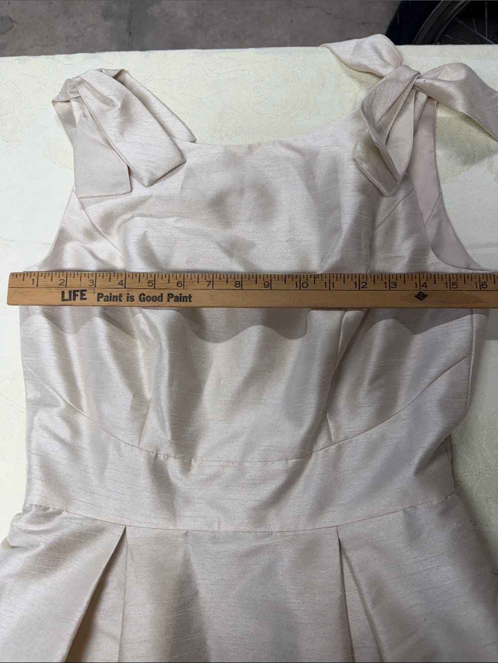 ALFRED SUNG Ivory Bow-Shoulder Fit-and-Flare Dress - Picture 6 of 8